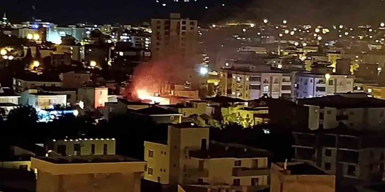 Mersin’de Ev Yangını