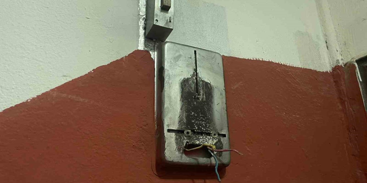 Karaman’da Akıllara Durgunluk Veren Hırsızlık: Evin Elektrik Sayacını Çaldılar