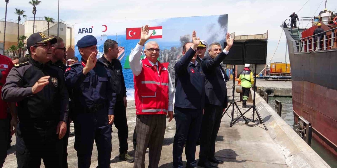 Mersin Limanı’ndan Lübnan’a 730 Tonluk İnsani Yardım Yola Çıktı