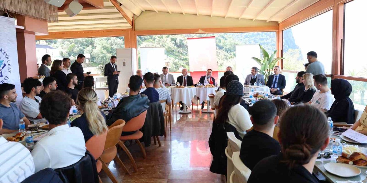 Alkü’de Öğrenci Toplulukları Buluştu