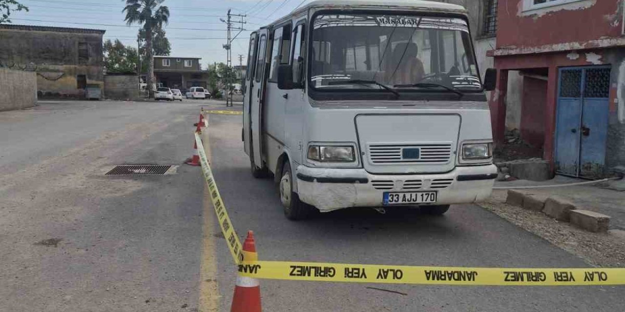 2 Yaşındaki Çocuk Babasının Kullandığı Aracın Altında Kaldı