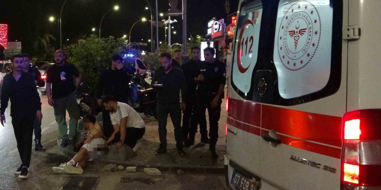 Galatasaray’ın Kutlamalarında Taraftarı Bıçaklayan Şüpheli 24 Saat Geçmeden Yakalandı