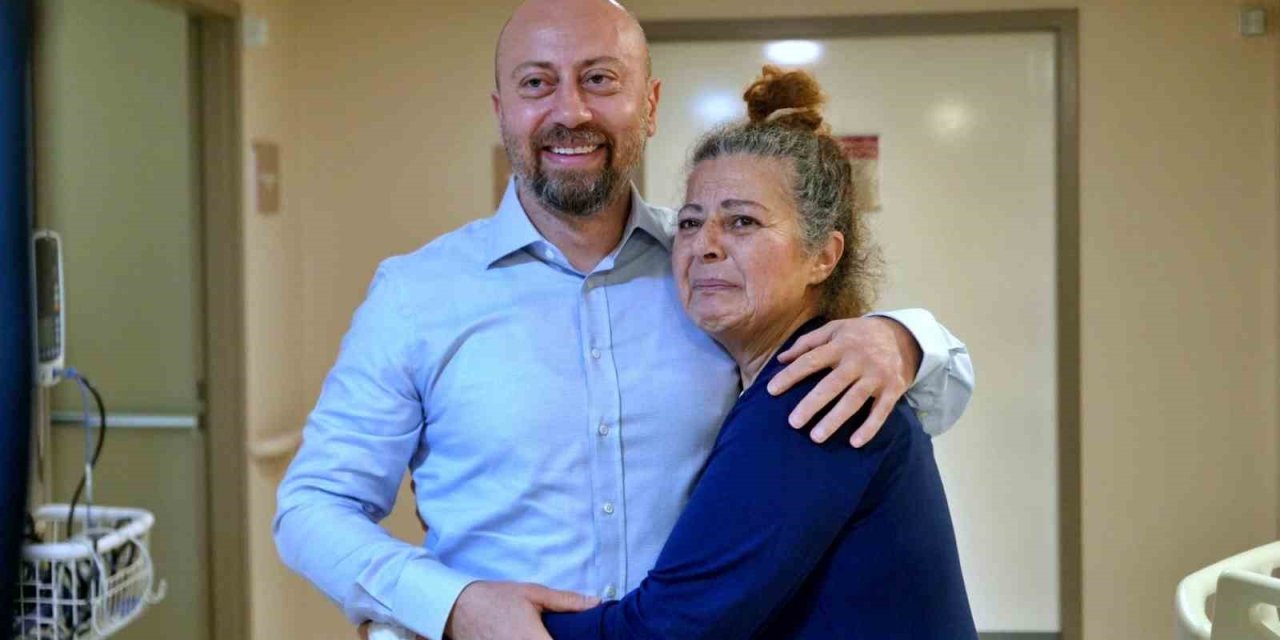 Bağırsağı Kangrene Gidiyordu, Kapalı Ameliyatla Kurtarıldı: "bir Gün Geç Kalsam Bugün Burada Olmayacaktım"