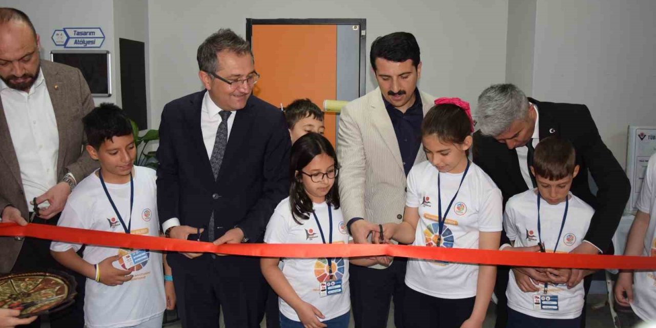 Karapınar’da Bilim Fuarı Heyecanı