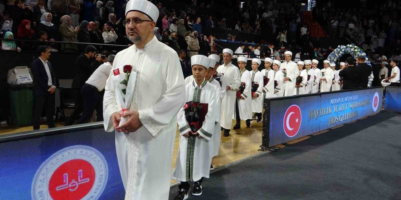 Mersin’de 260 Öğrenci Hafızlık İcazeti Aldı