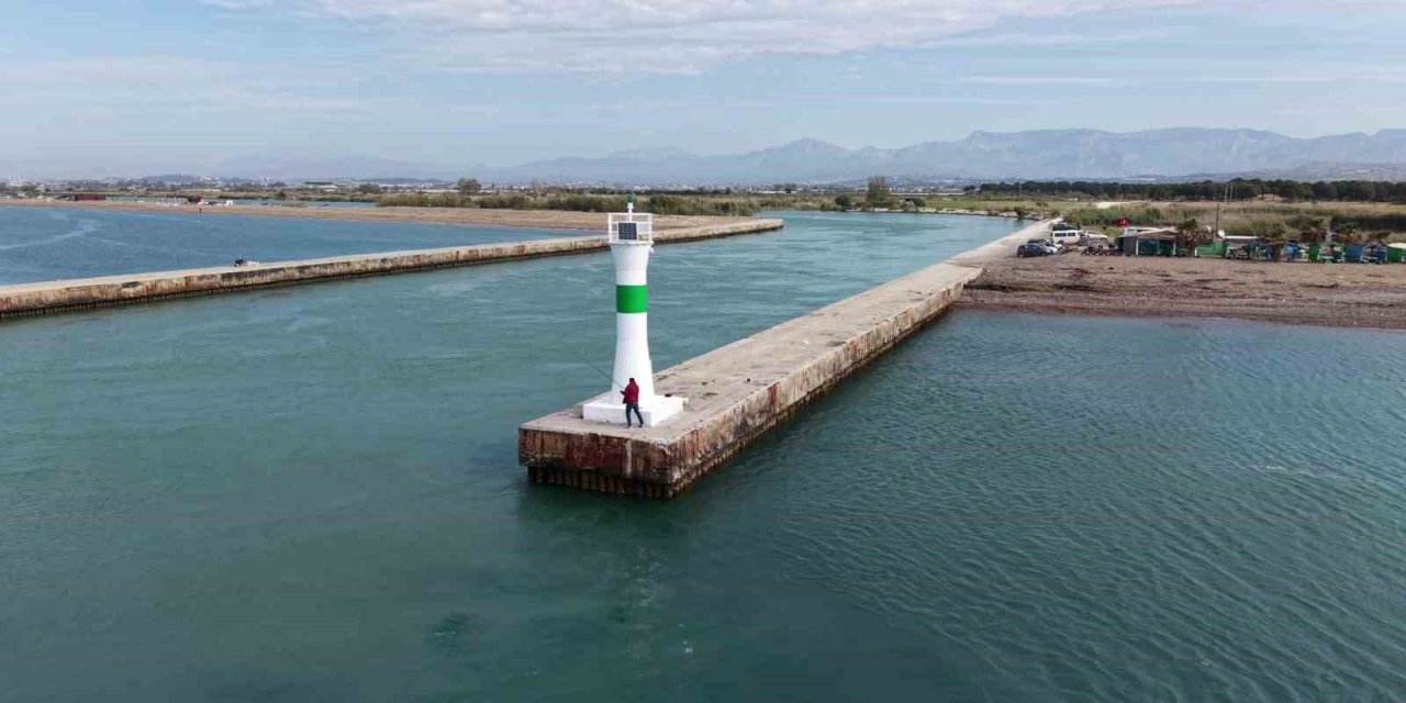 Manavgat Mendirekte Bulunan 2 Deniz Feneri Yenilendi