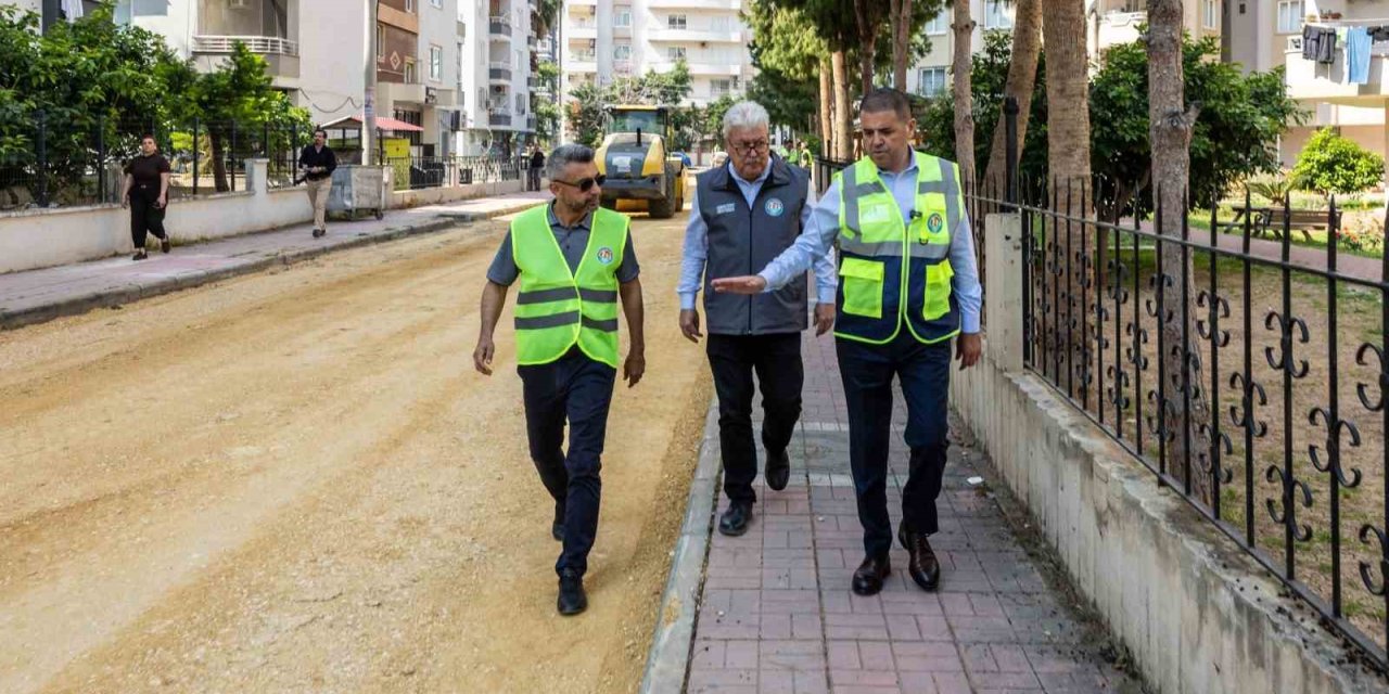 Mezitli’de Yol Çalışmaları Altyapıyla Birlikte Yenileniyor