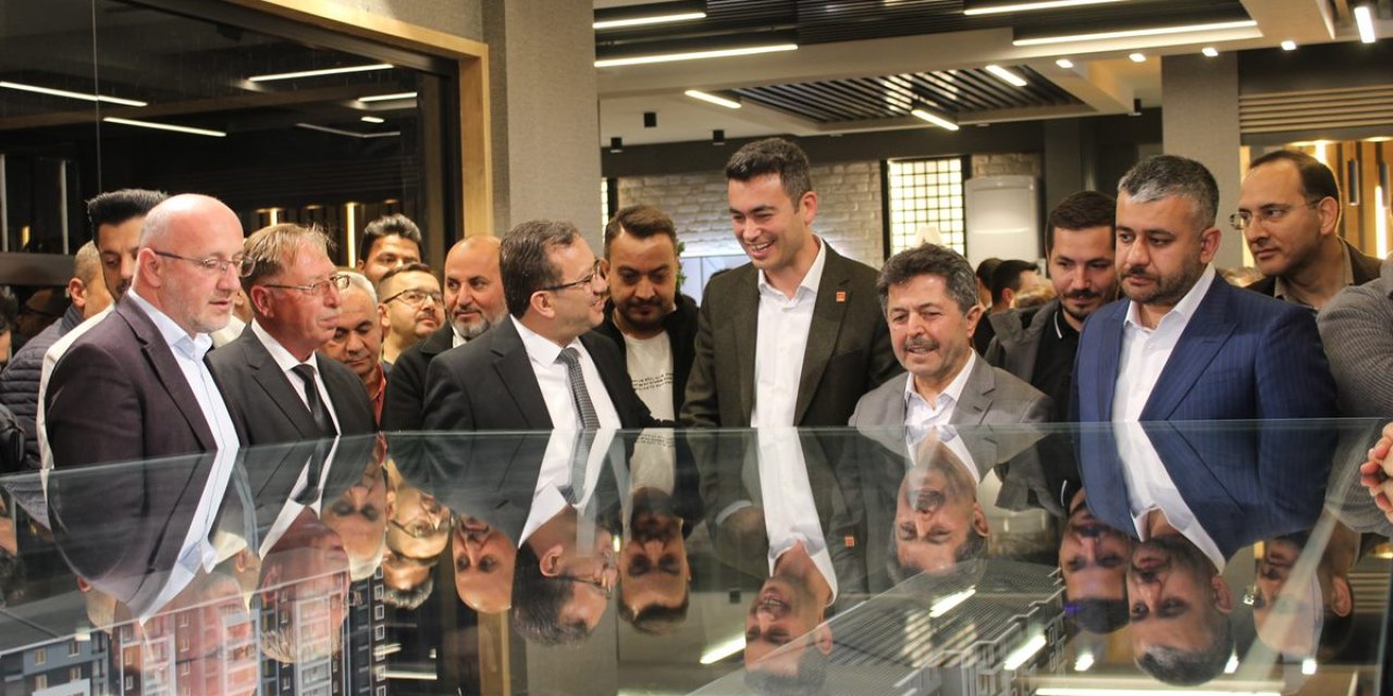 Turkuaz Metropol Projesi Görkemli Bir Lansmanla Tanıtıldı