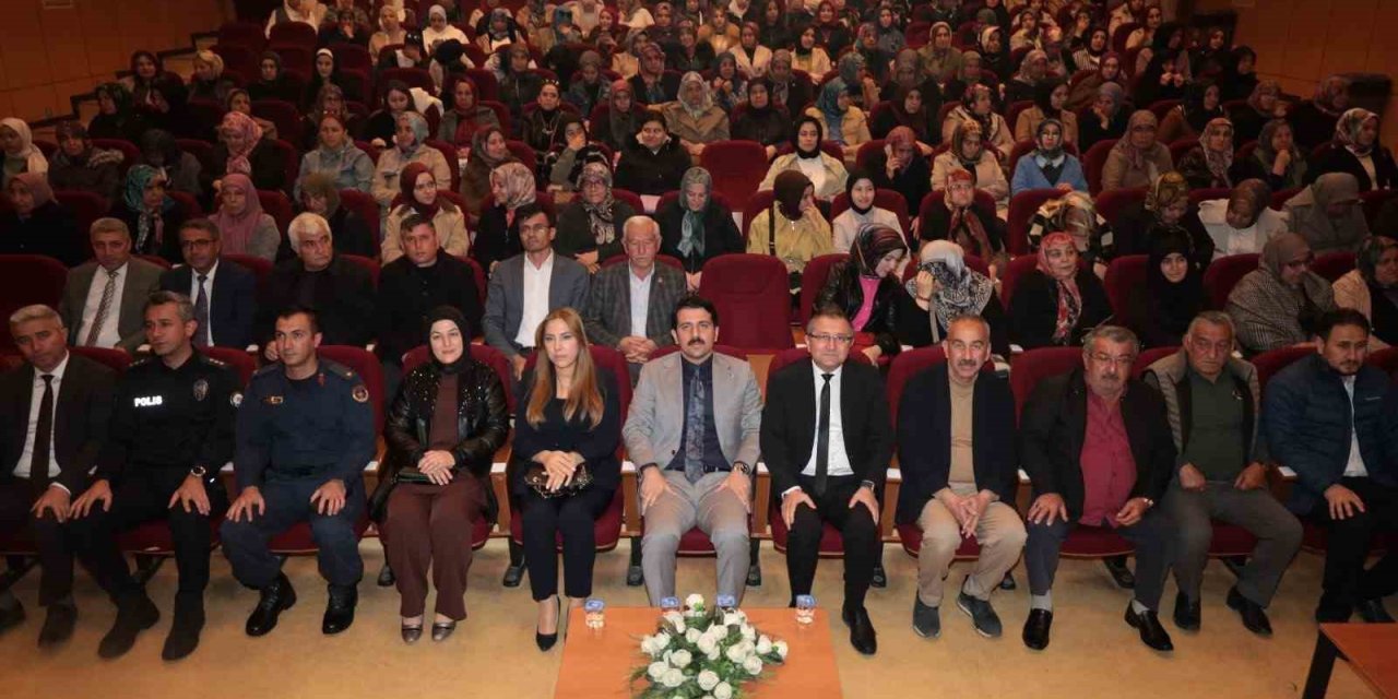 Karapınar’da "en İyi Narkotik Polisi: Anne" Semineri