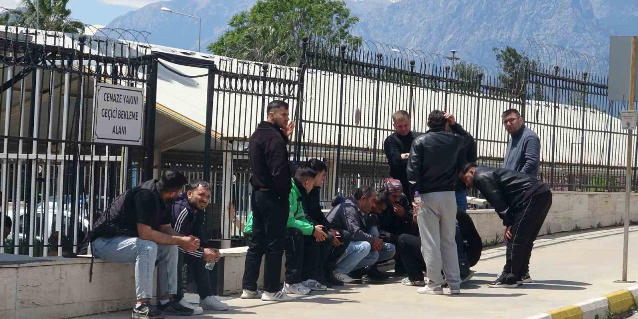 Genç Motokurye Geçirdiği Kazada Hayatını Kaybetti