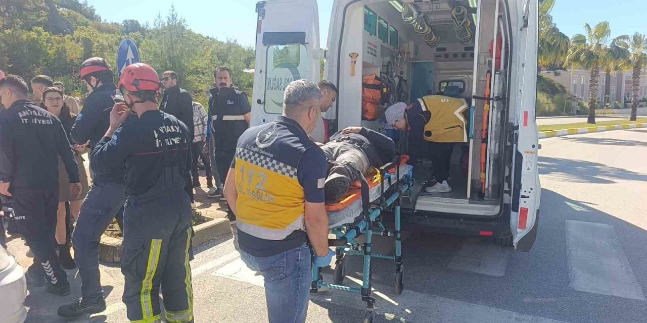 Dur Levhasına İhlali Kazayla Sonuçlandı: 1 Yaralı