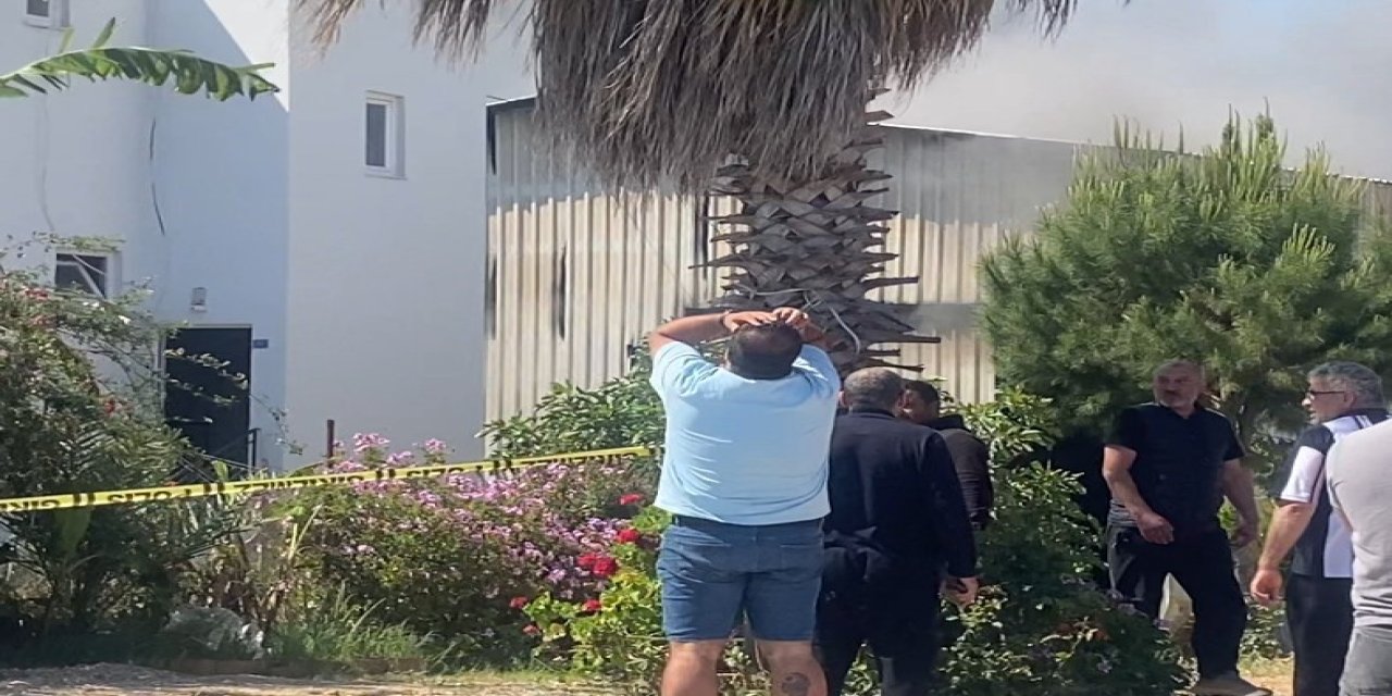 Ayakta Durmakta Güçlük Çekti, Deposunun Yanışını Gözyaşlarıyla İzledi