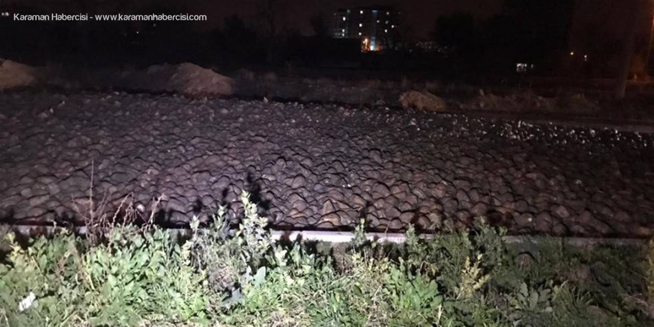 Konya’da Pancar Yüklü Tır Devrildi