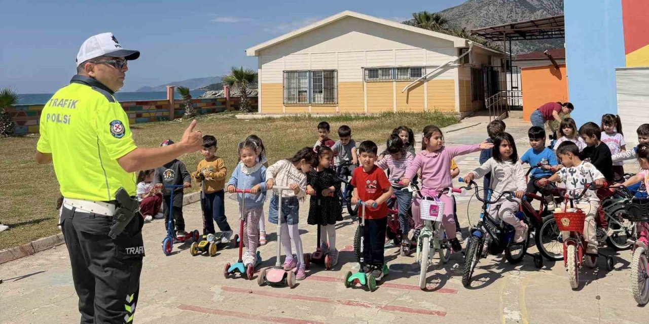 Bozyazı’da Miniklere Trafik Haftası Eğitimi