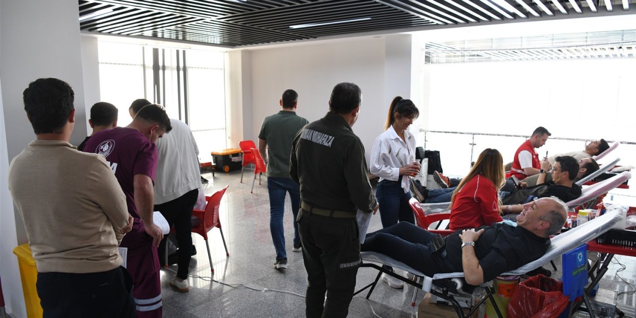 Orman Personelinden Kan Bağışına Destek