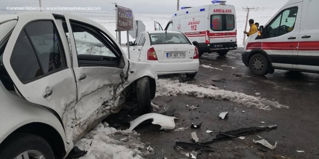 Aksaray’da İki Otomobil Çarpıştı: 6 Yaralı