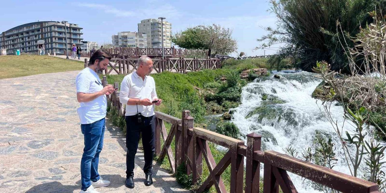 Antalya’da 40 Metrelik Falezlerden Düşen Abd Uyruklu Turist Hayatını Kaybetti