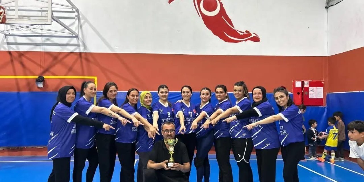 Bozyazı’da "evimin Sultanları Anneler Günü Voleybol Turnuvası" Tamamlandı