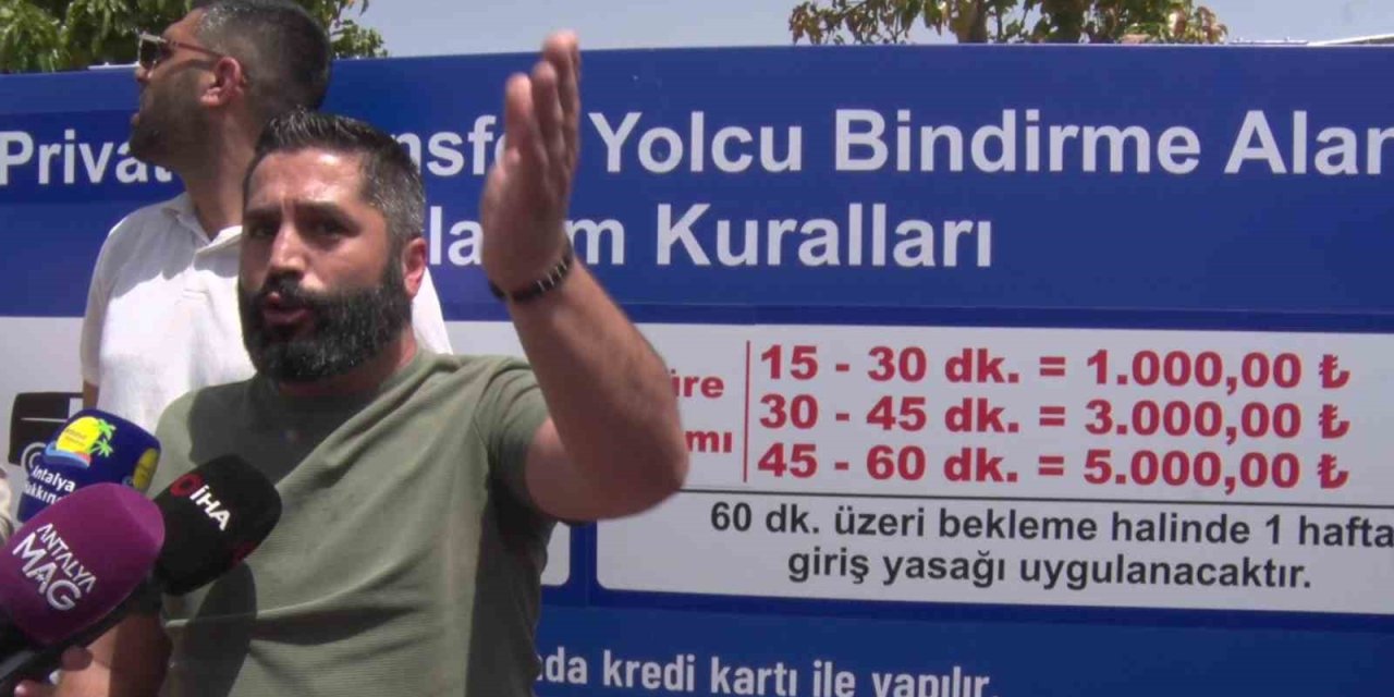 Antalya Havalimanında Vıp Taşımacıların Eylemi