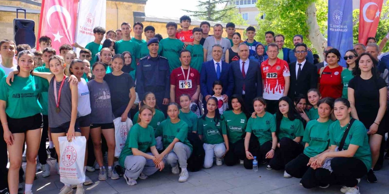 Karaman’da Halk Koşusu Düzenlendi