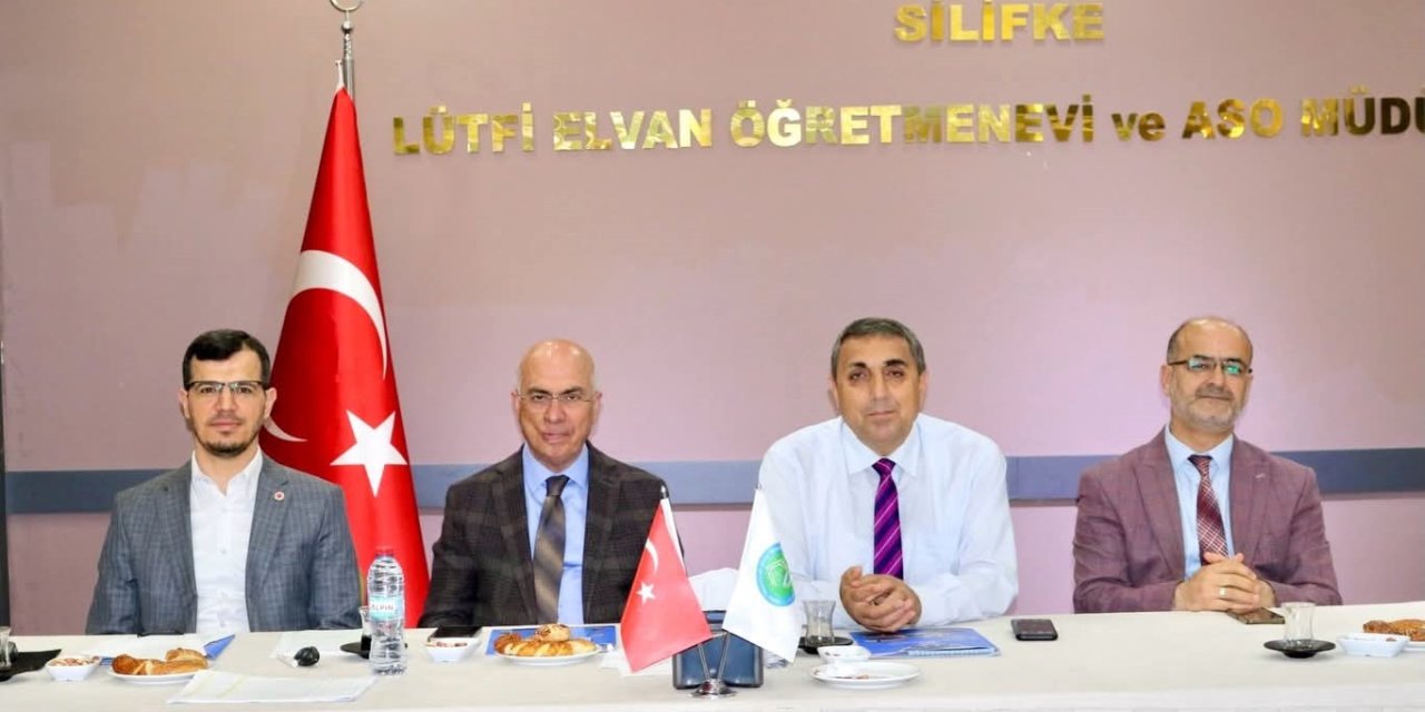 Silifke’de İlçe Müftüleri Toplantısı Gerçekleştirildi