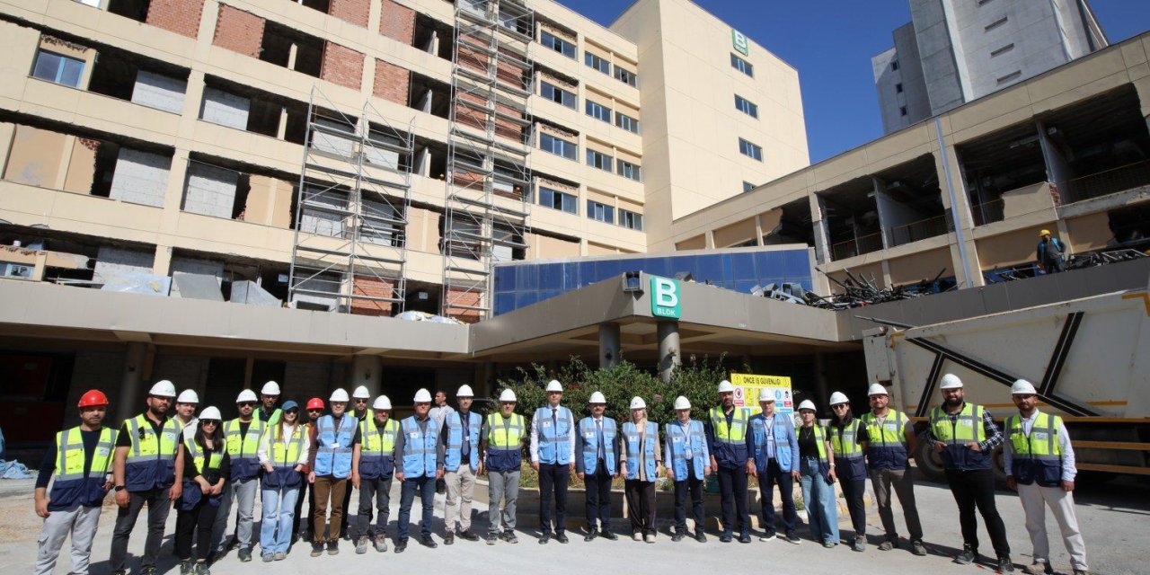 Akdeniz Üniversitesi Hastanesi Yeni İnşaatı Yüzde 30 Tamamlandı