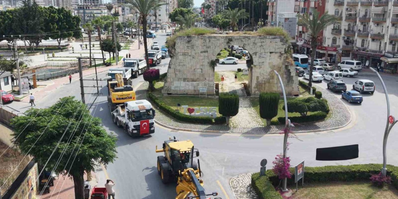 Tarsus Belediyesine Yeni Hizmet Araçları Kazandırıldı