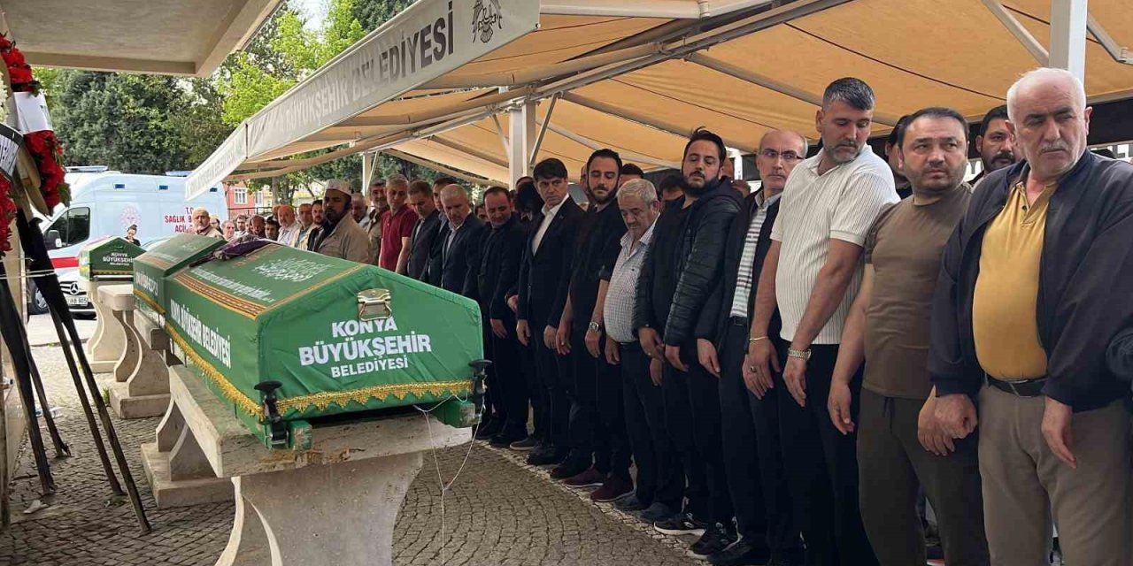 Konya’da Oğulları Tarafından Öldürülen Çift, Son Yolculuğuna Uğurlandı