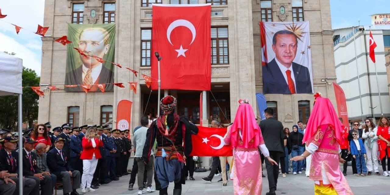 Aksaray’da 19 Mayıs Coşkuyla Kutlandı