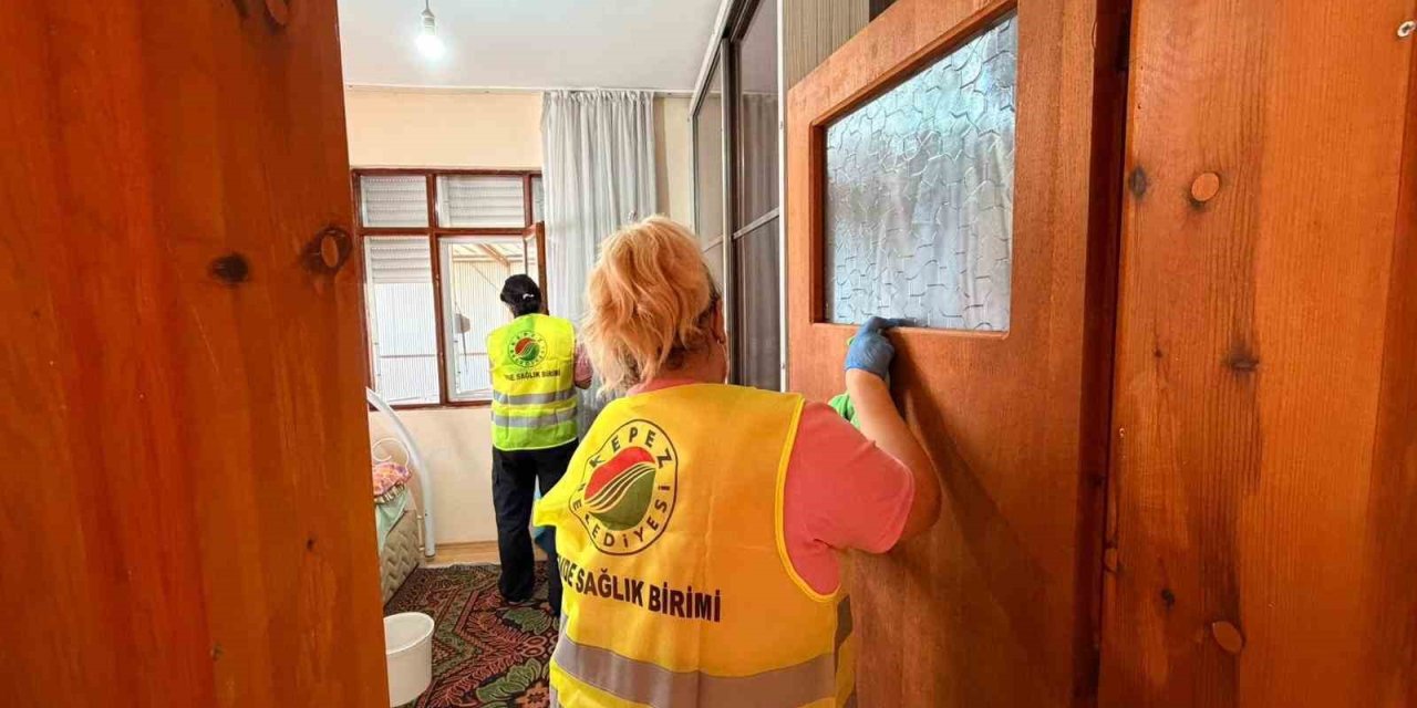 Kepez’de Şehit Ve Gazi Evlerinde Bayram Temizliği