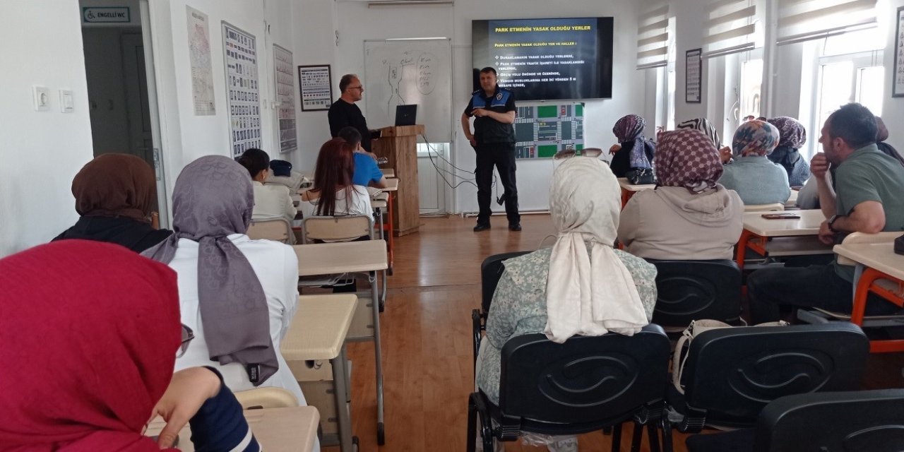 Vatandaşlar Dolandırıcılığa Karşı Bilgilendirildi