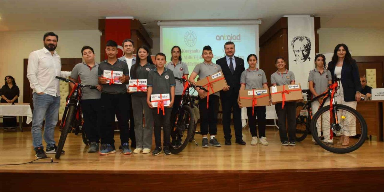 Genç Zihinler Aynı Çatı Altında Buluştu