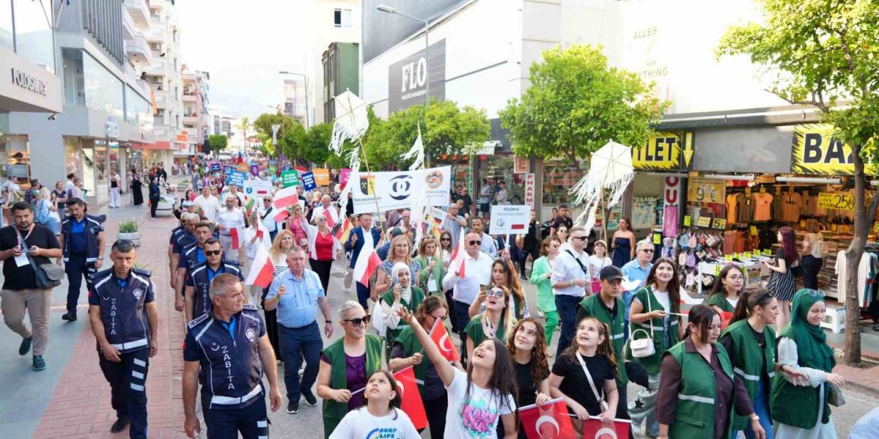 24. Alanya Uluslararası Kültür Sanat Ve Turizm Festivali Başladı