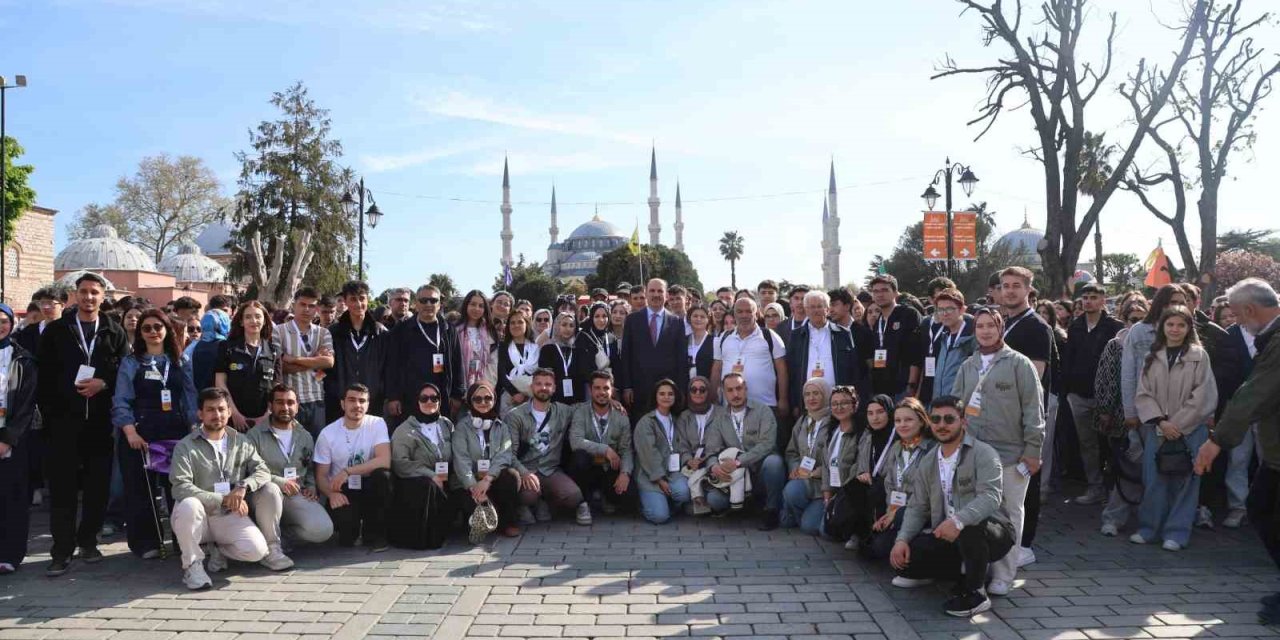 Başkan Altay: "genç Seyyah Projemizle Bu Yıl 25 Bin 920 Öğrencimizi İstanbul’un Tarihi Atmosferiyle Buluşturduk"