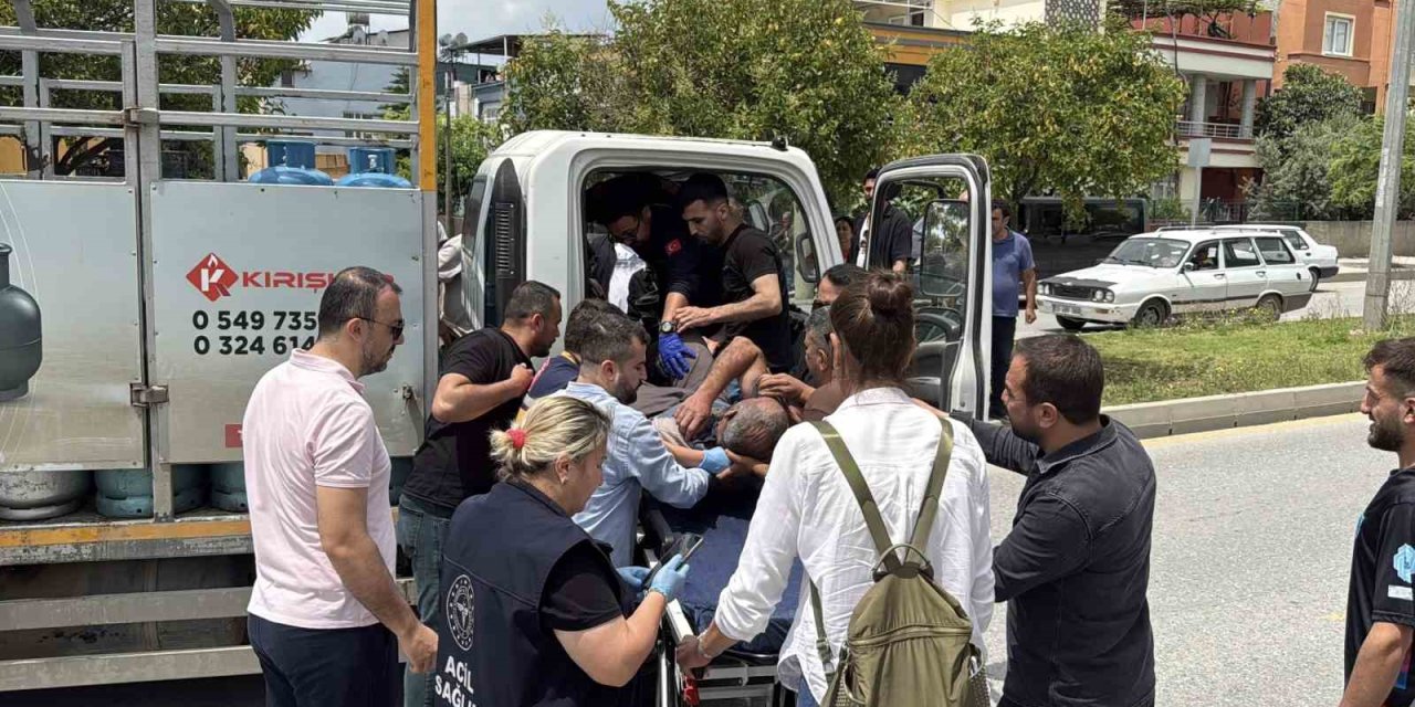 Trafikte Tartışma Ölüm Getirdi: Kalp Krizi Geçiren Sürücü Hayatını Kaybetti