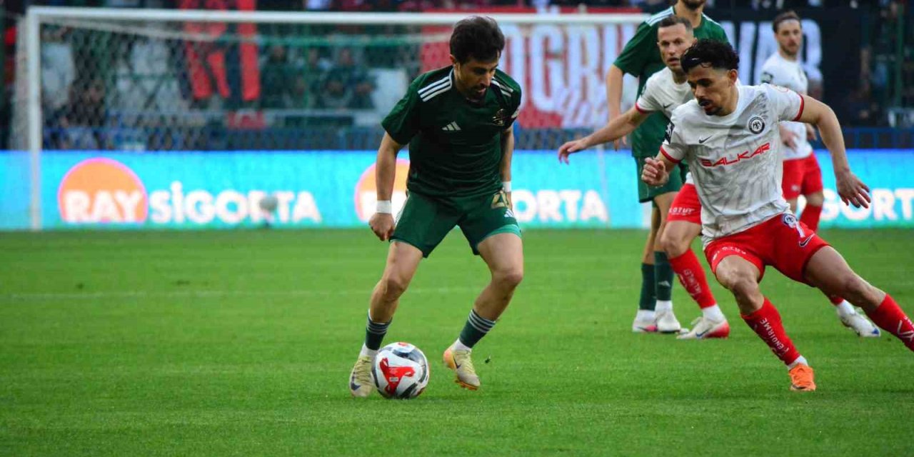 Trendyol 1. Lig Play-off Final: Esenler Erokspor: 0 - Çorum Fk: 1 (ilk Yarı)