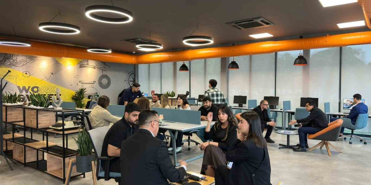 Mersin’de İş Dünyası Ve Gençler Aynı Çatıda Buluşuyor