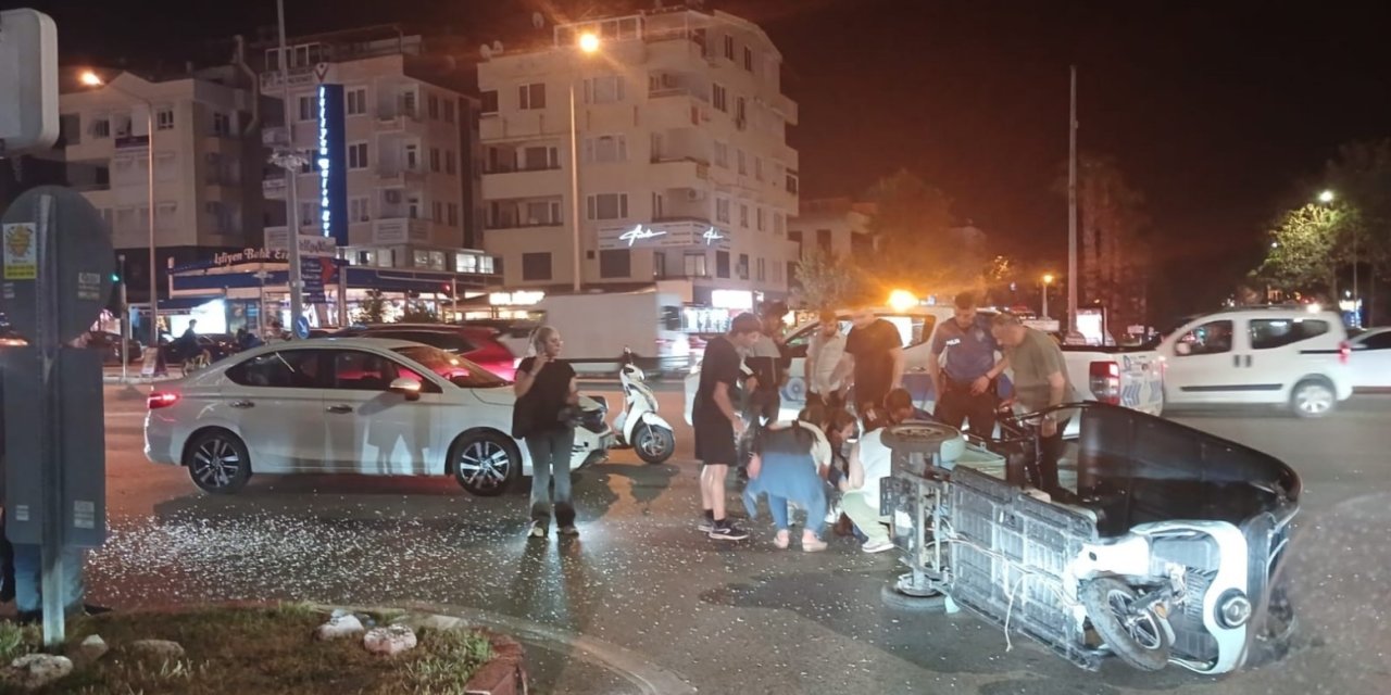 Kırmızı Işık İhlali Kazayı Beraberinde Getirdi