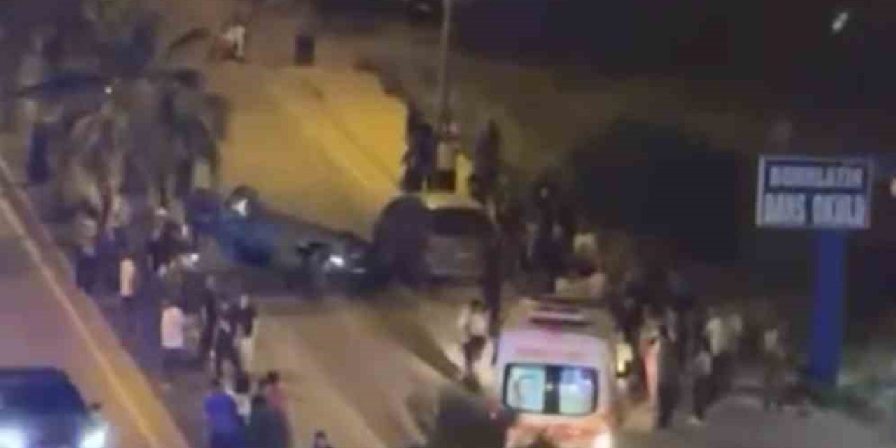 Kaza Yapan Araçtaki 3 Kişi Kaçtı, Kısa Sürede Polise Yakalandı
