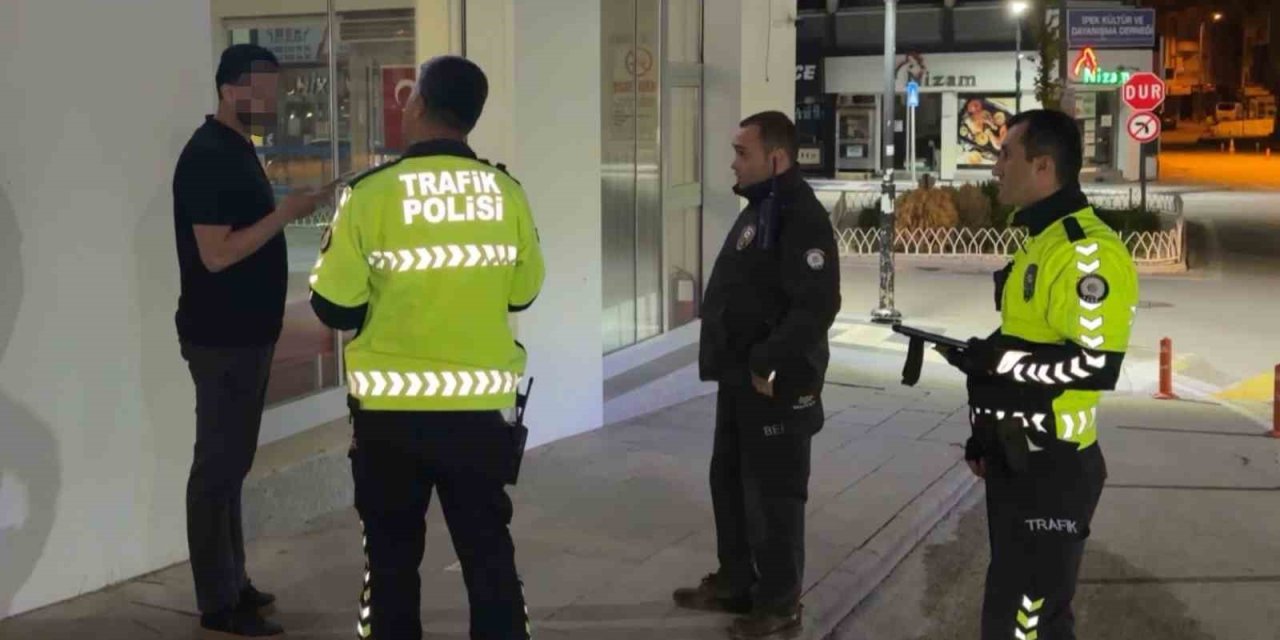 Alkolmetreye Üflemedi, 352 Bin Lira Ceza Kesilip 5 Yıl Ehliyetine El Konuldu