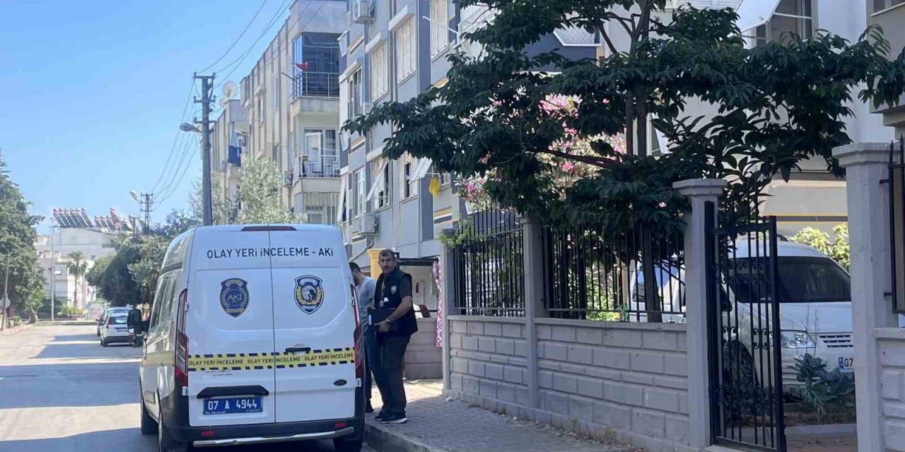 Antalya’da 34 Yaşındaki Genç Evinde Ölü Bulundu