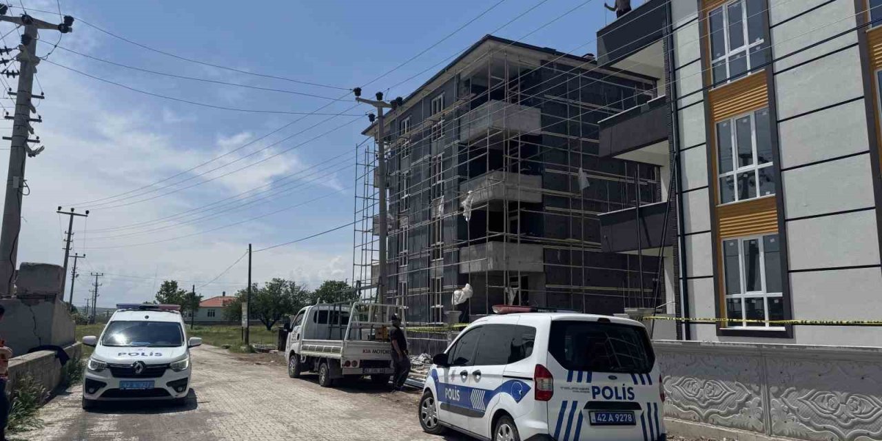 Konya’da Elektrik Akımına Kapılan İşçi 4’üncü Kattan Düştü