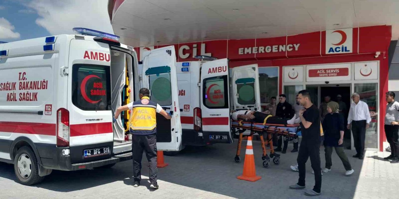 Konya’da Otomobil Takla Attı: 4 Yaralı