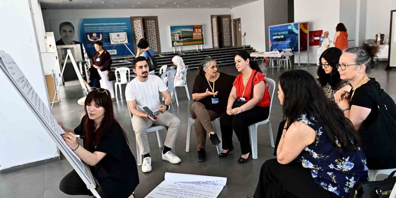 Cop Women Antalya’da Kadınların İklim Politikalarındaki Rolü Konuşuldu