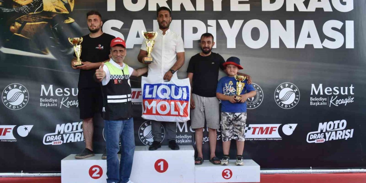 Kepez’de Motodrag Şampiyonları Kupalarını Aldı