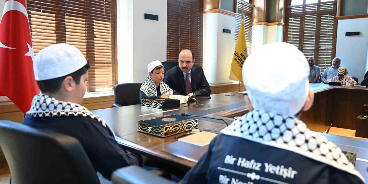 Başkan Altay, Bilgehanelerde Eğitim Alarak Tamamı Hafızlık İmam Hatip Okullarını Kazanan Öğrencilerle Buluştu