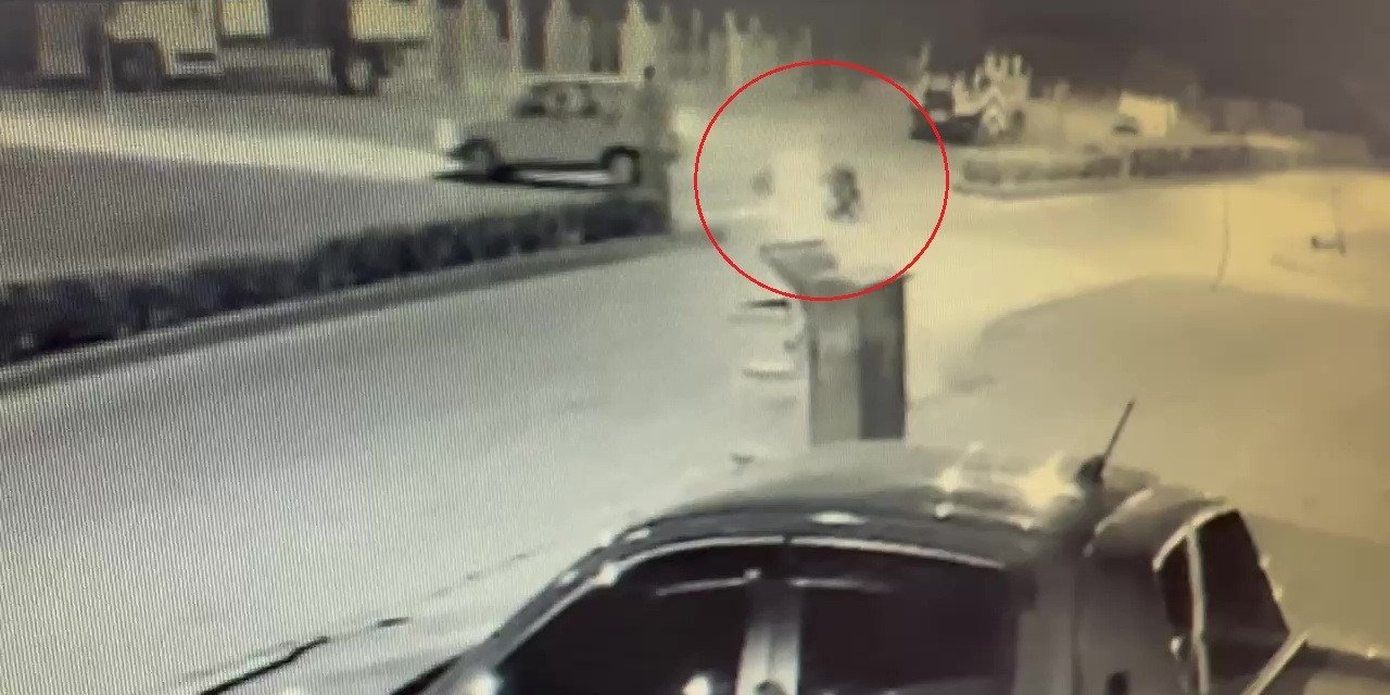 Dönüş Yapan Motosiklete Çarptı, Olay Yerinden Kaçtı: 1 Yaralı