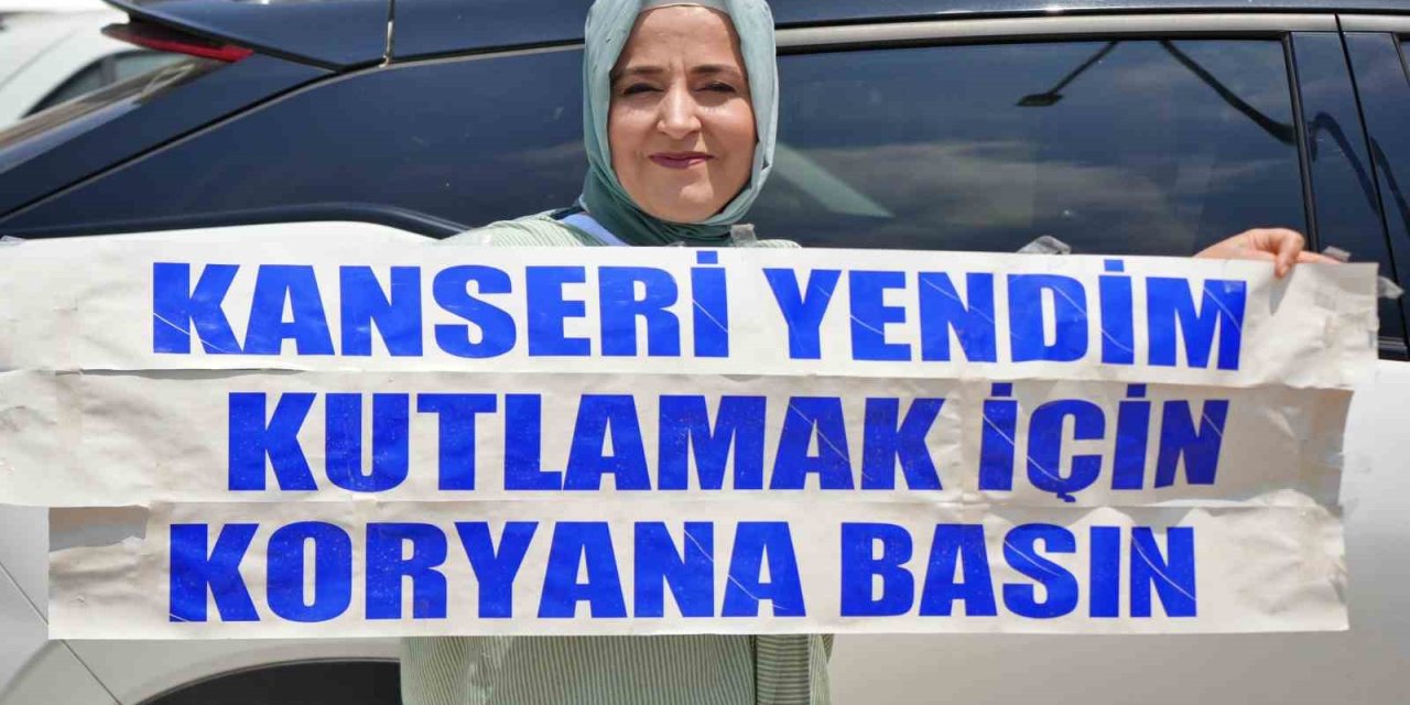Antalya Trafiğinde Kornalar, Kanseri Yenen Kadın İçin Çaldı