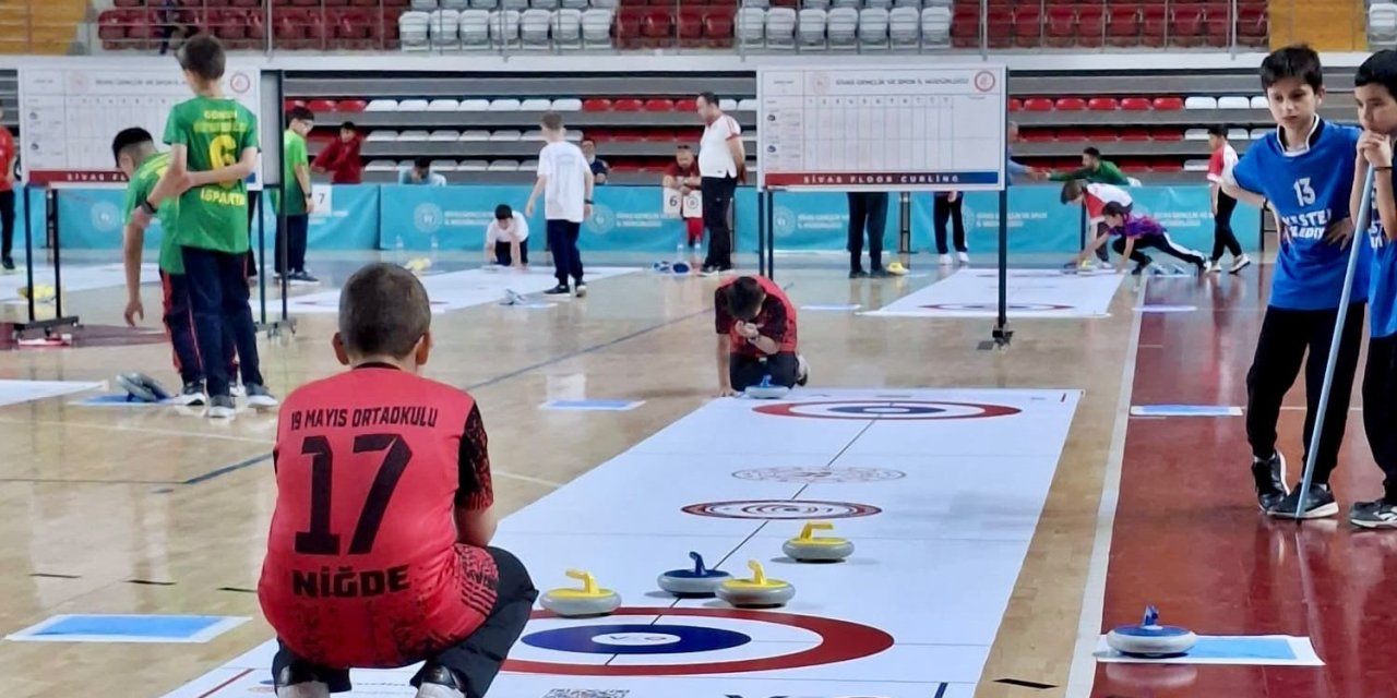 Niğdeli Sporcular Türkiye Şampiyonası’nda Kürsüye Çıktı