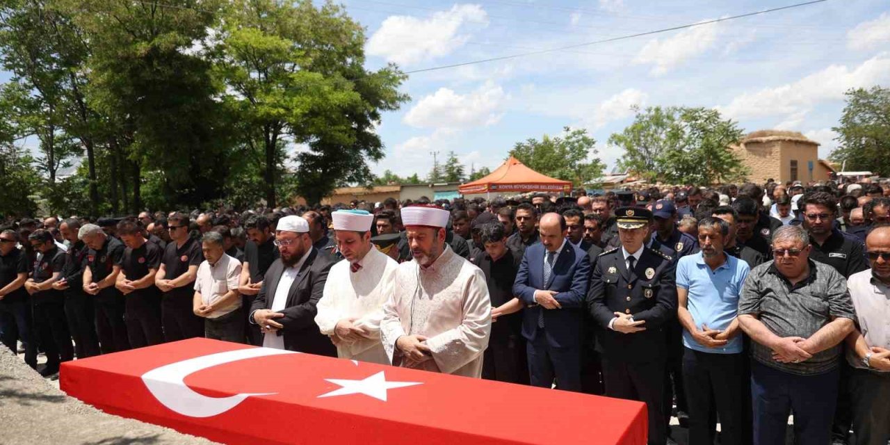 Şehit İtfaiye Eri Mehmet Tekeli Son Yolculuğuna Uğurlandı